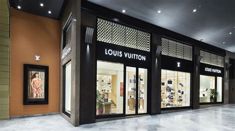 louis vuitton spaccio bologna|louis vuitton italia.